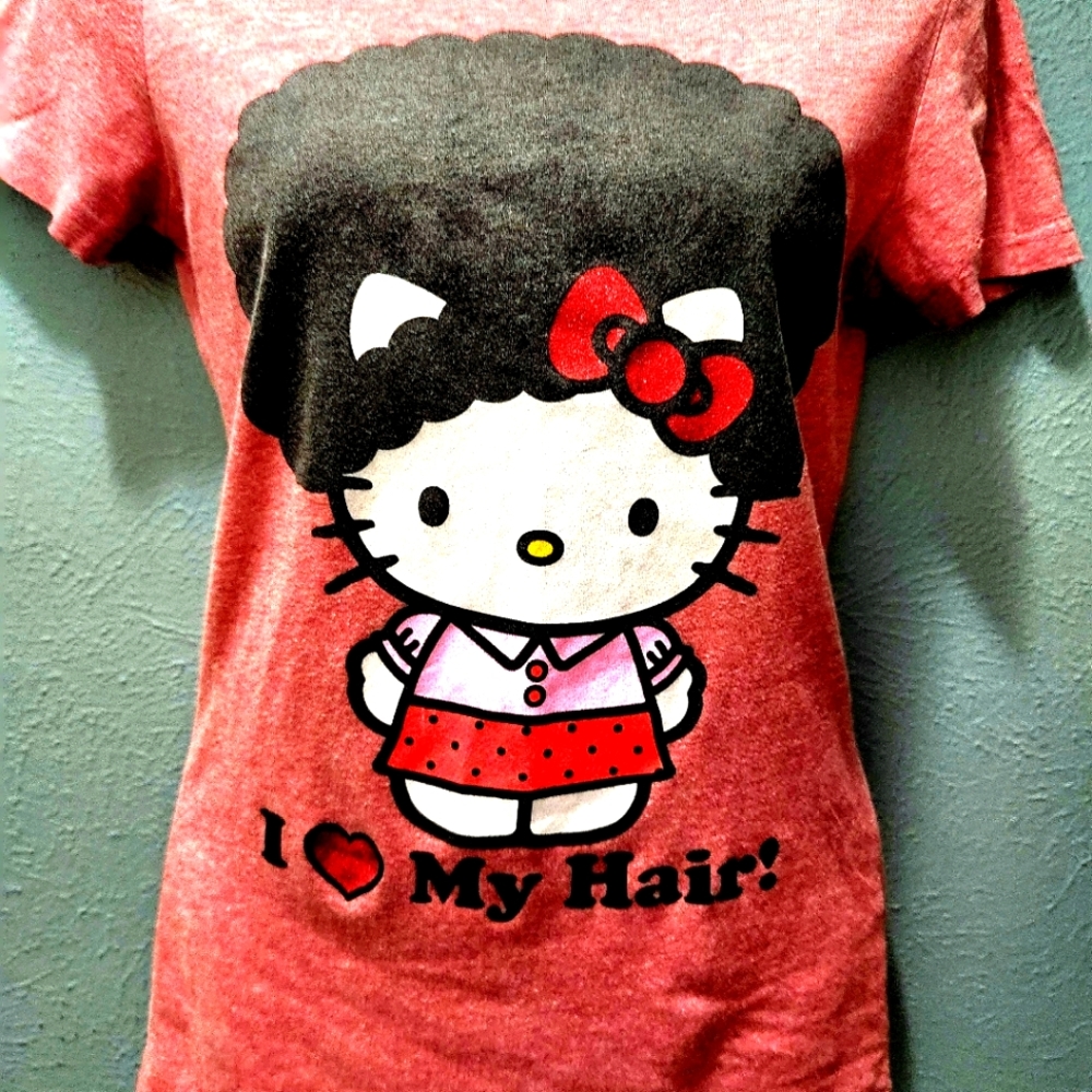 NWOT-Ladies Hello Kitty Shirt fitted/semi fitted Fits XS/S, maybe M,COLLAB BRAND